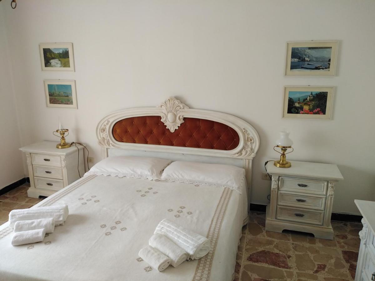 Bed and Breakfast Nonna Dora Muros Exterior foto