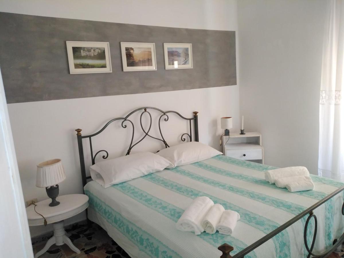 Bed and Breakfast Nonna Dora Muros Exterior foto